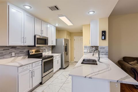2009 Kaiser DR Austin TX 78748