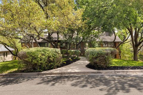 Photo of 6005 Bon Terra DR, Austin, TX 78731 (MLS # 7429186)