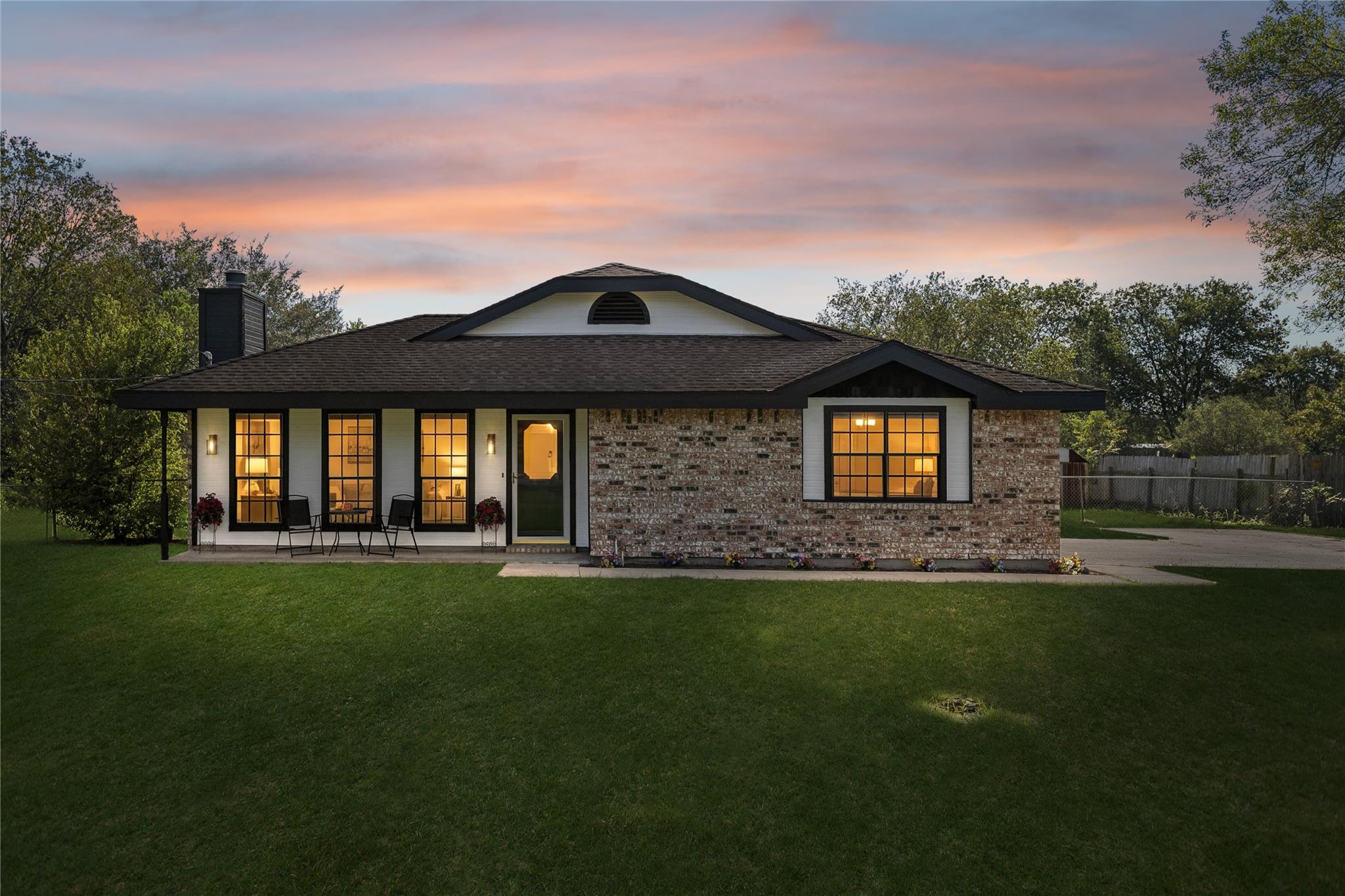 12609 Scissortail DR