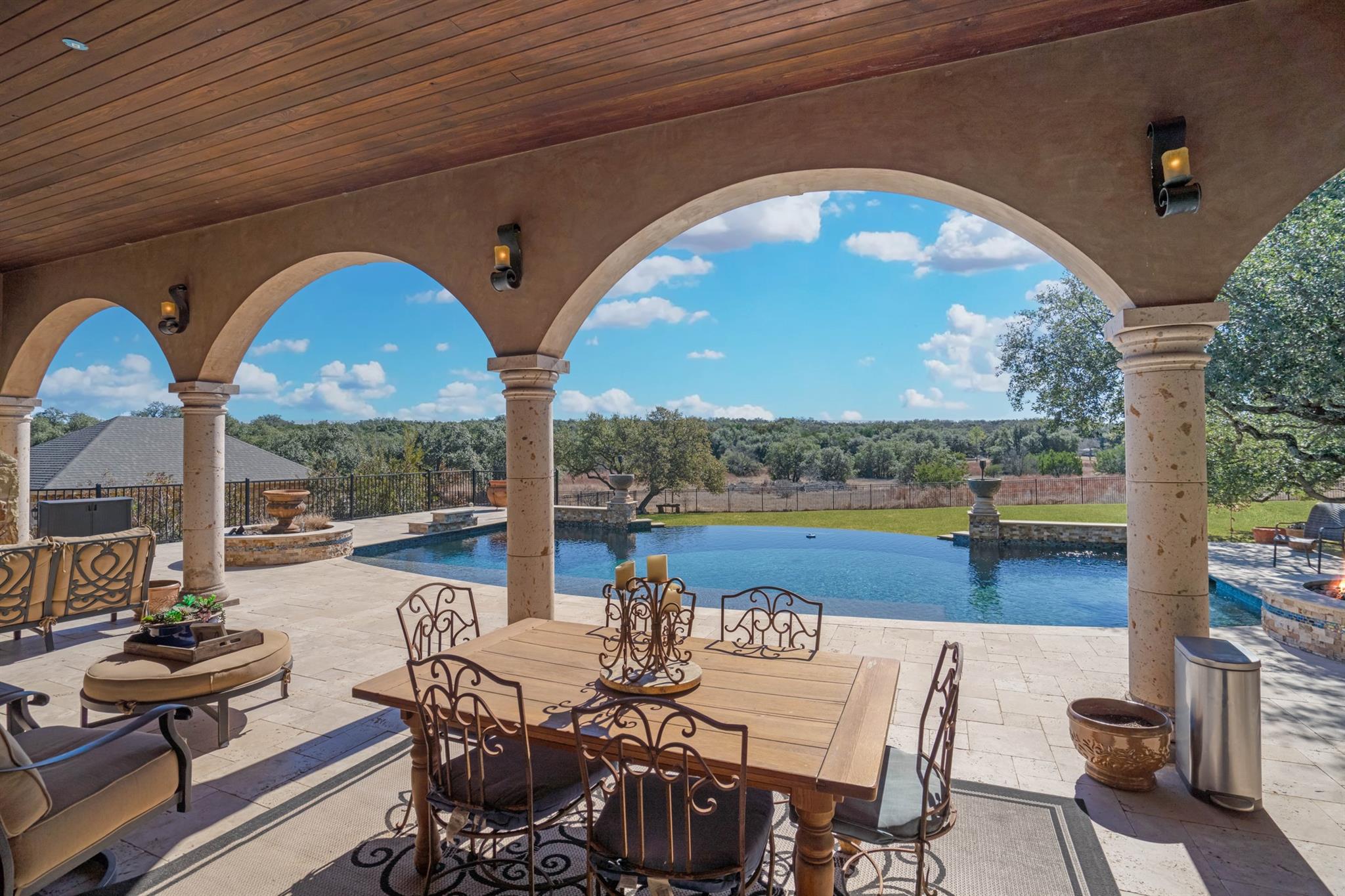 129 Gabriel Woods DR