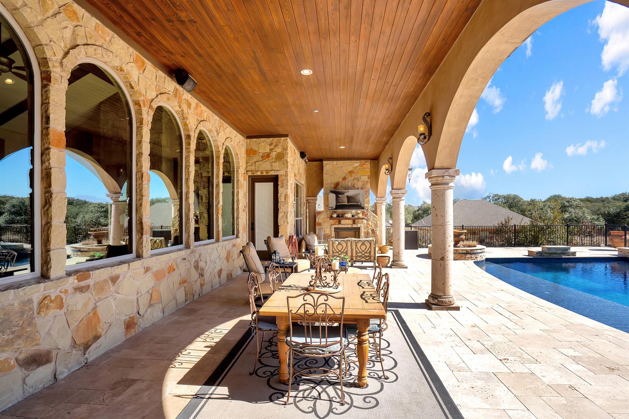 129 Gabriel Woods DR