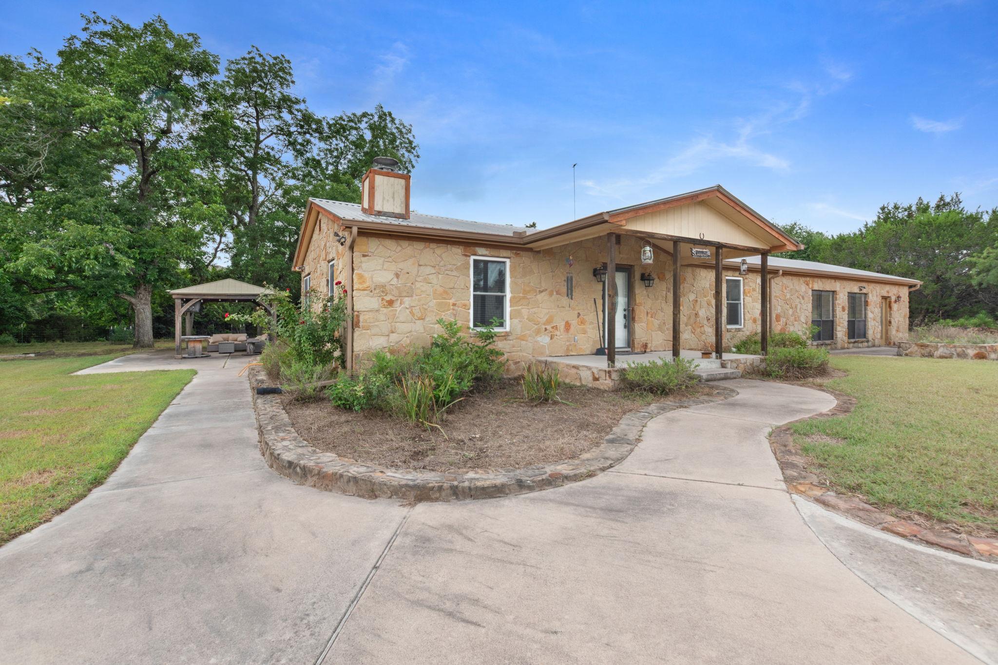 2742 County Road 1045