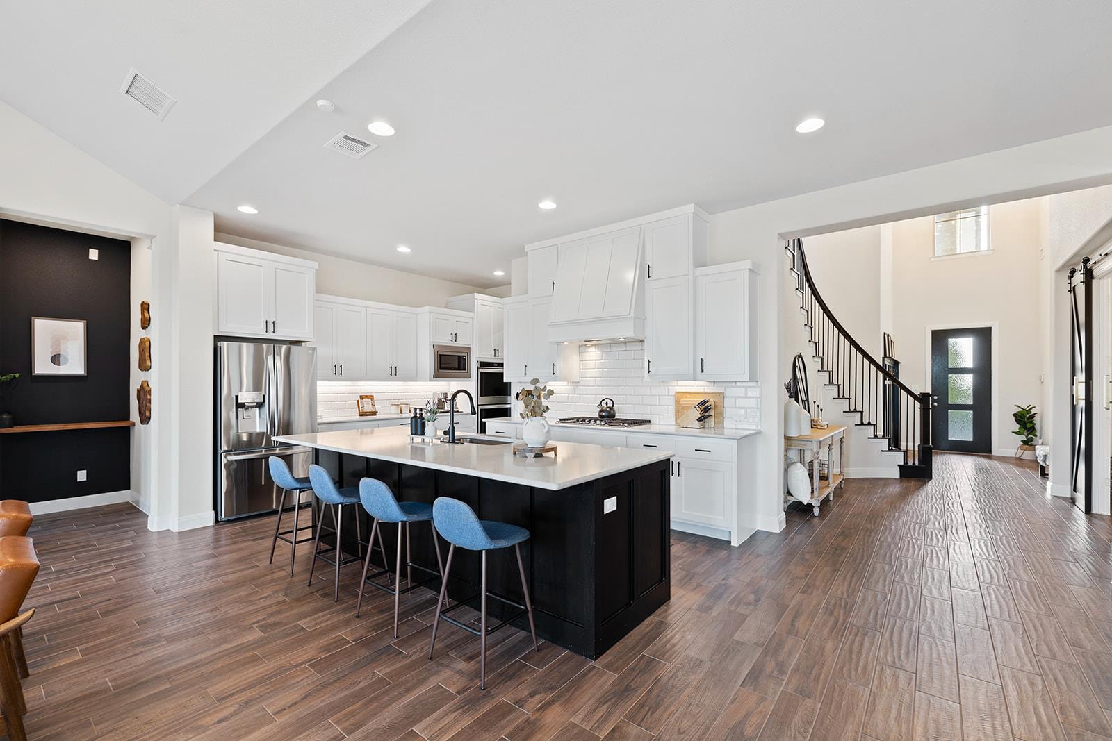 2505 Sunset Vista CIR