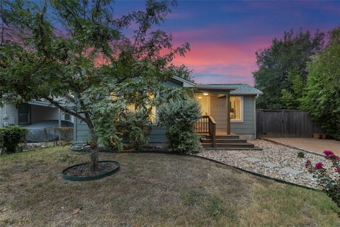 Tiny photo for 1410 Sanchez ST, Austin, TX 78702 (MLS # 9537501)
