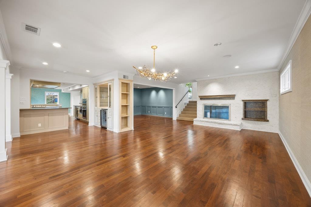 3608 Edgemont DR
