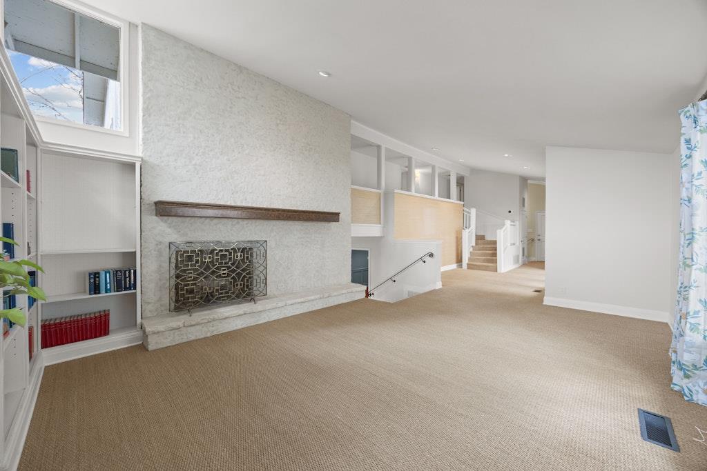 3608 Edgemont DR