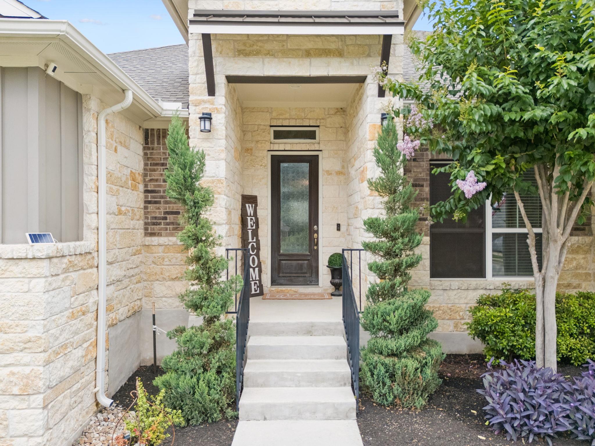 238 Arapaho DR