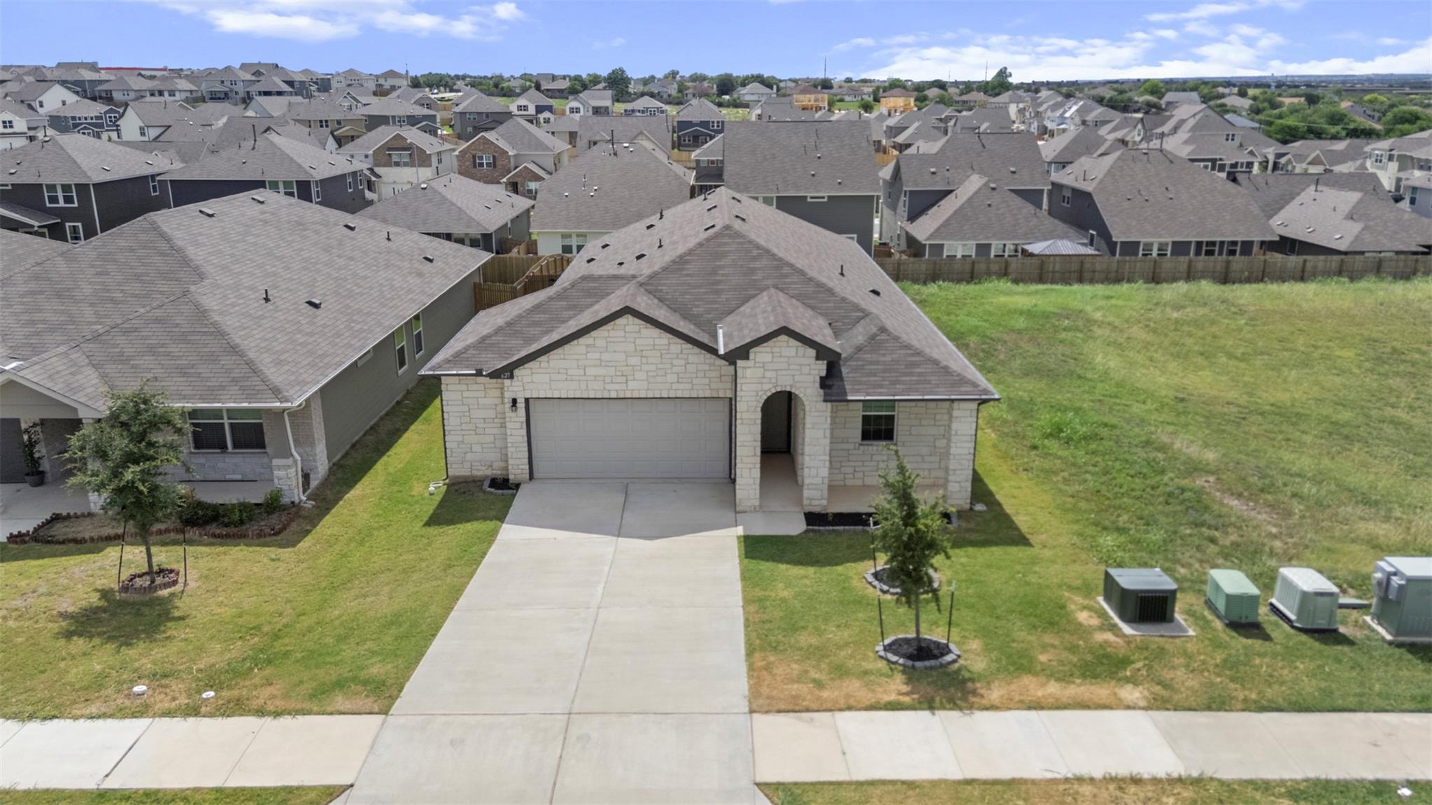 627 Concho River DR