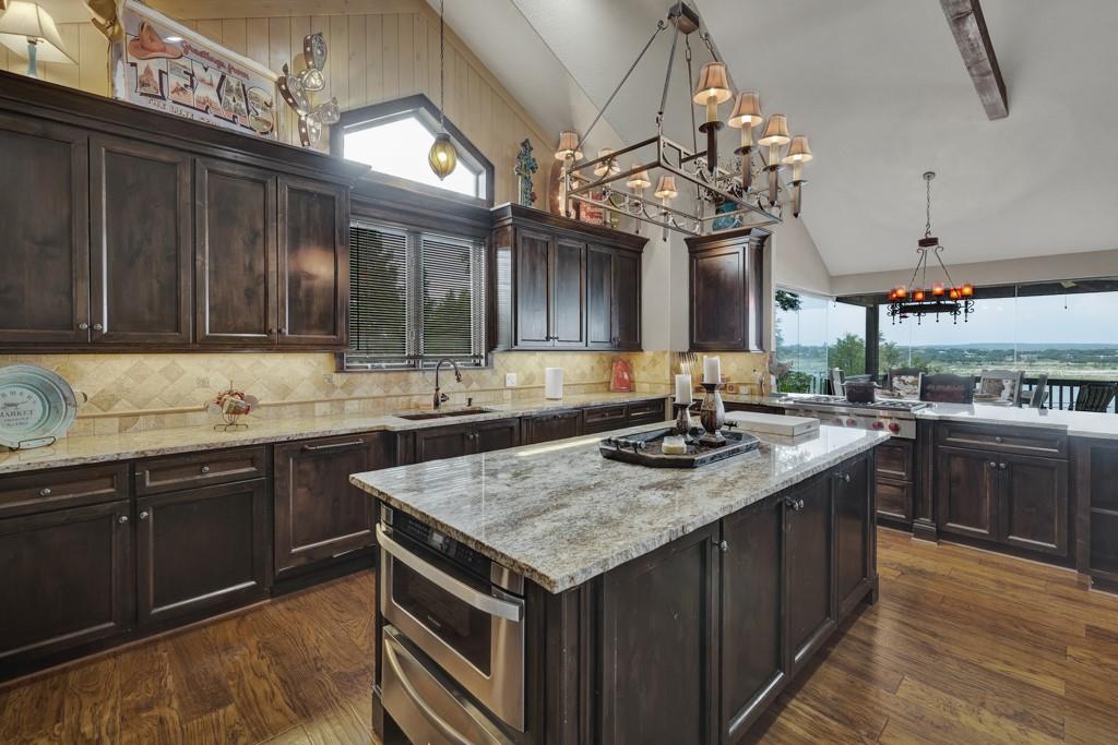 1746 Stagecoach DR