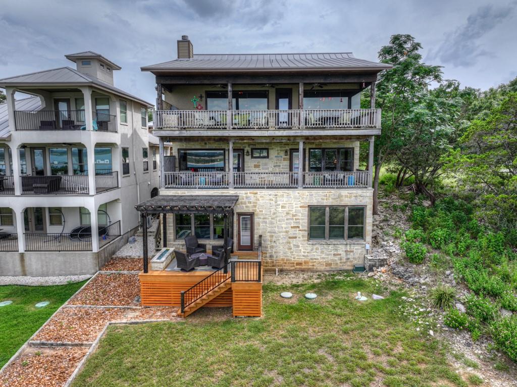 1746 Stagecoach DR