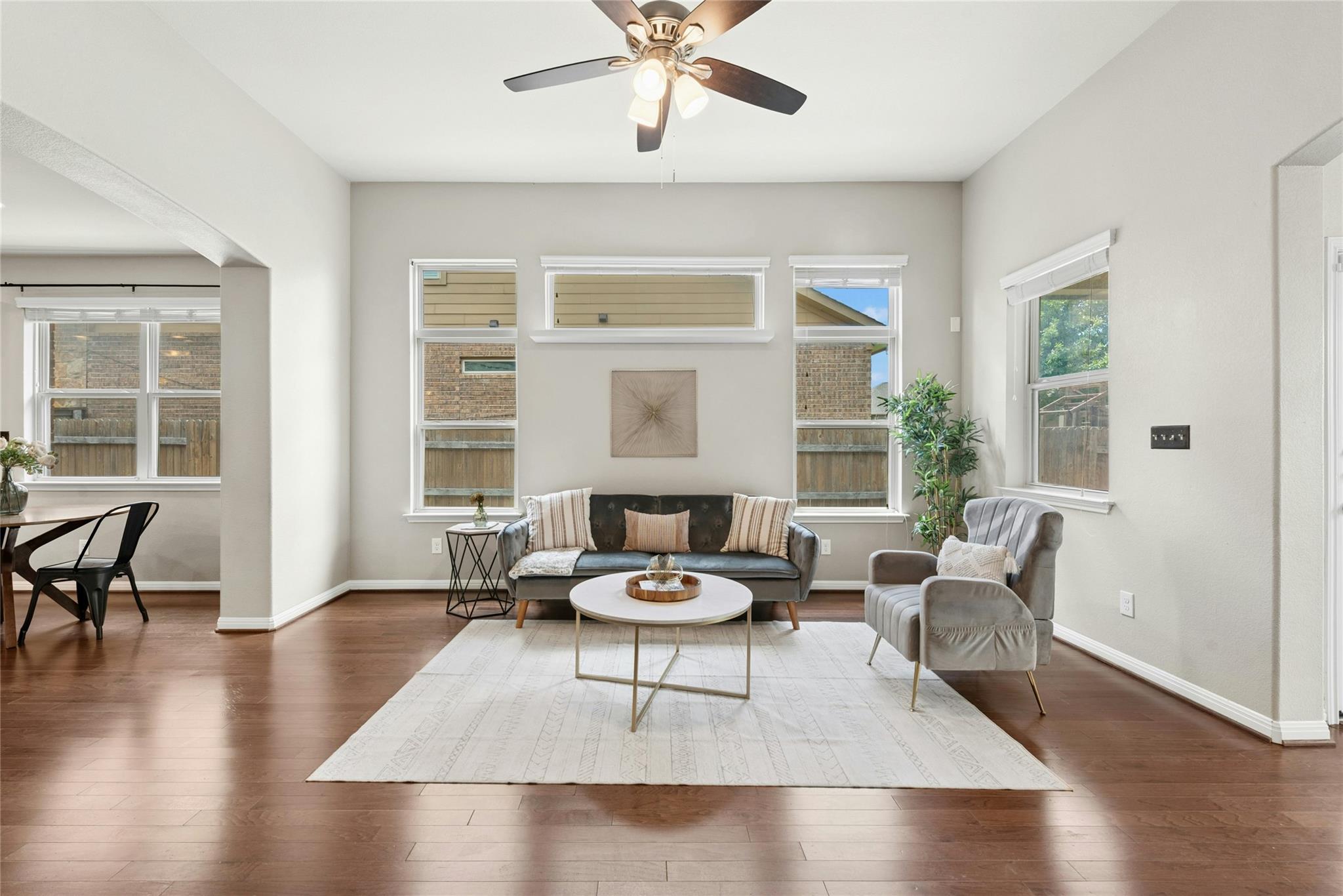 2704 Santa Ana LN