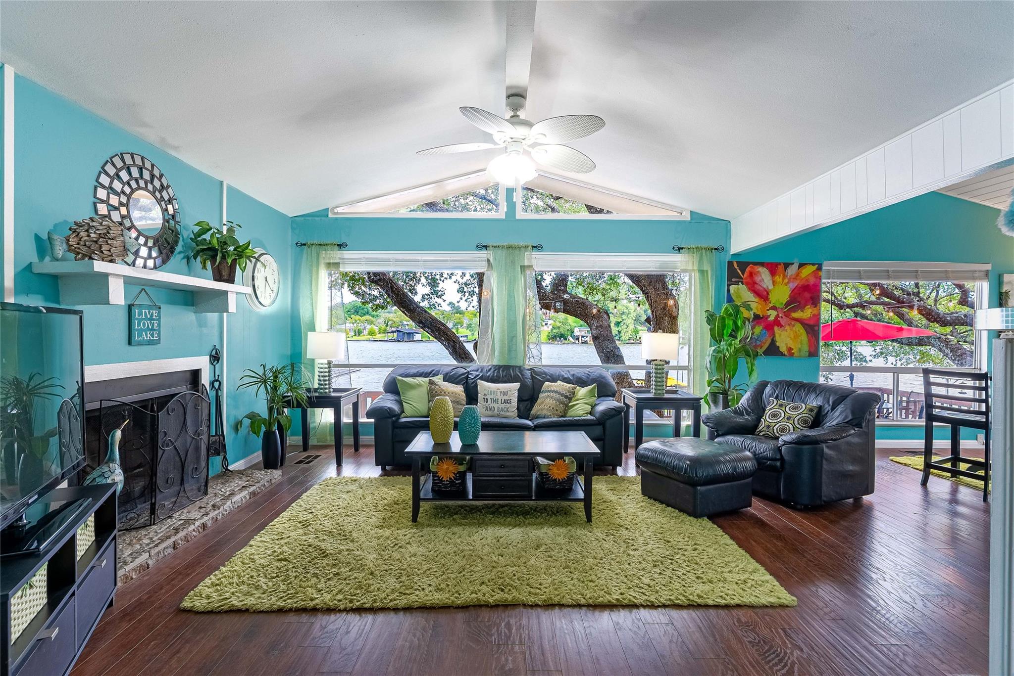 716 Sunrise Ave