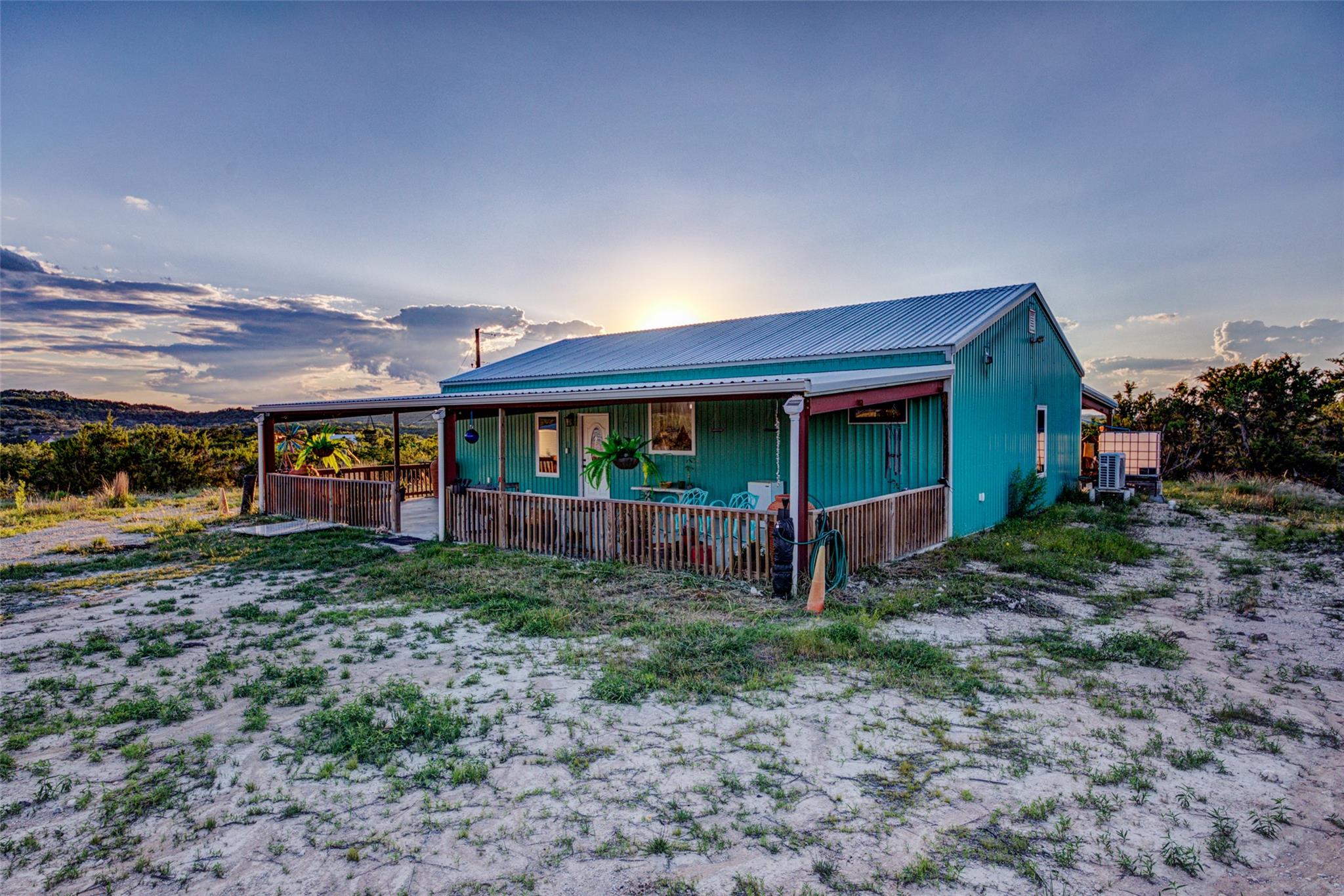 297 White Ranch RD