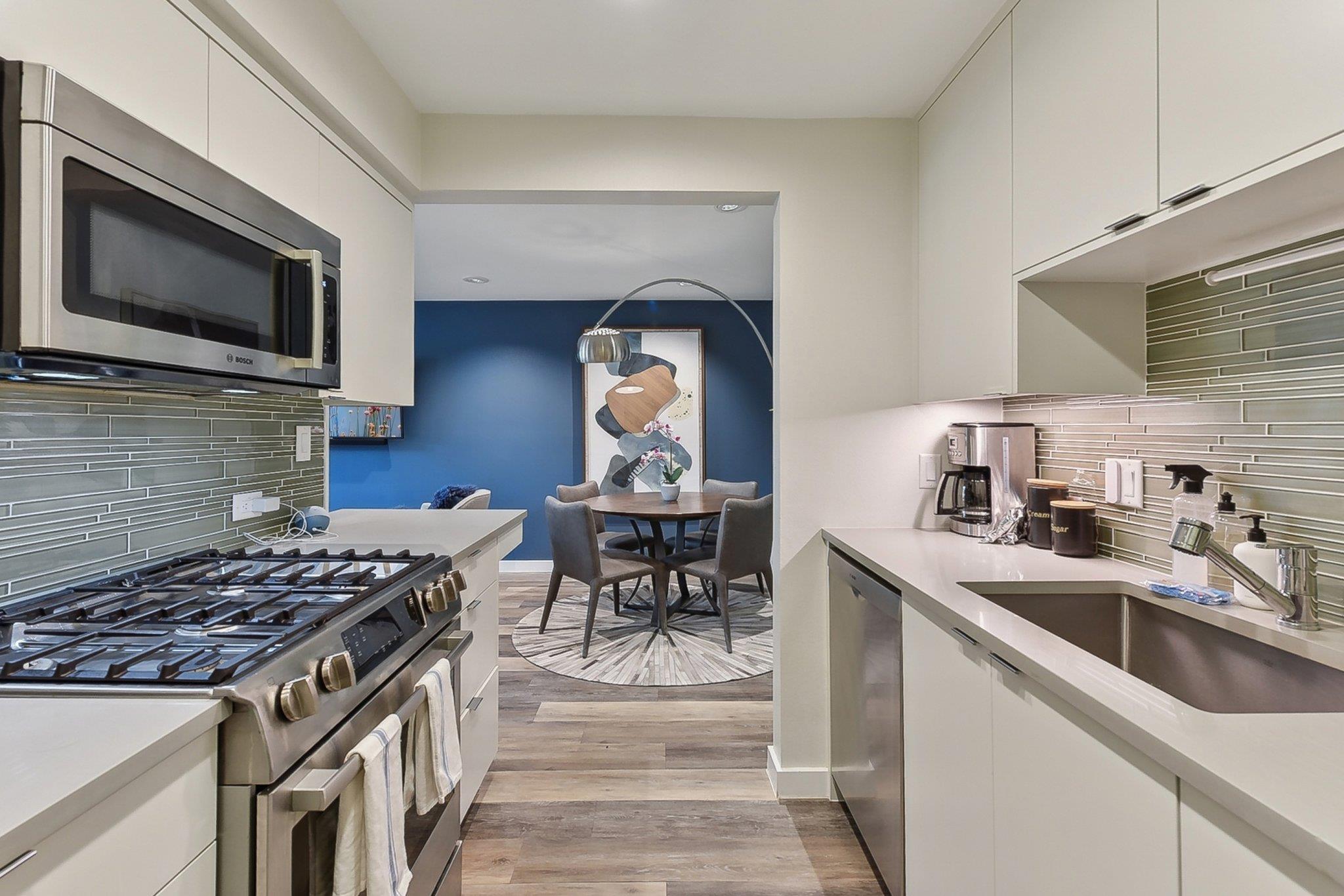 1106 W 6th ST 210