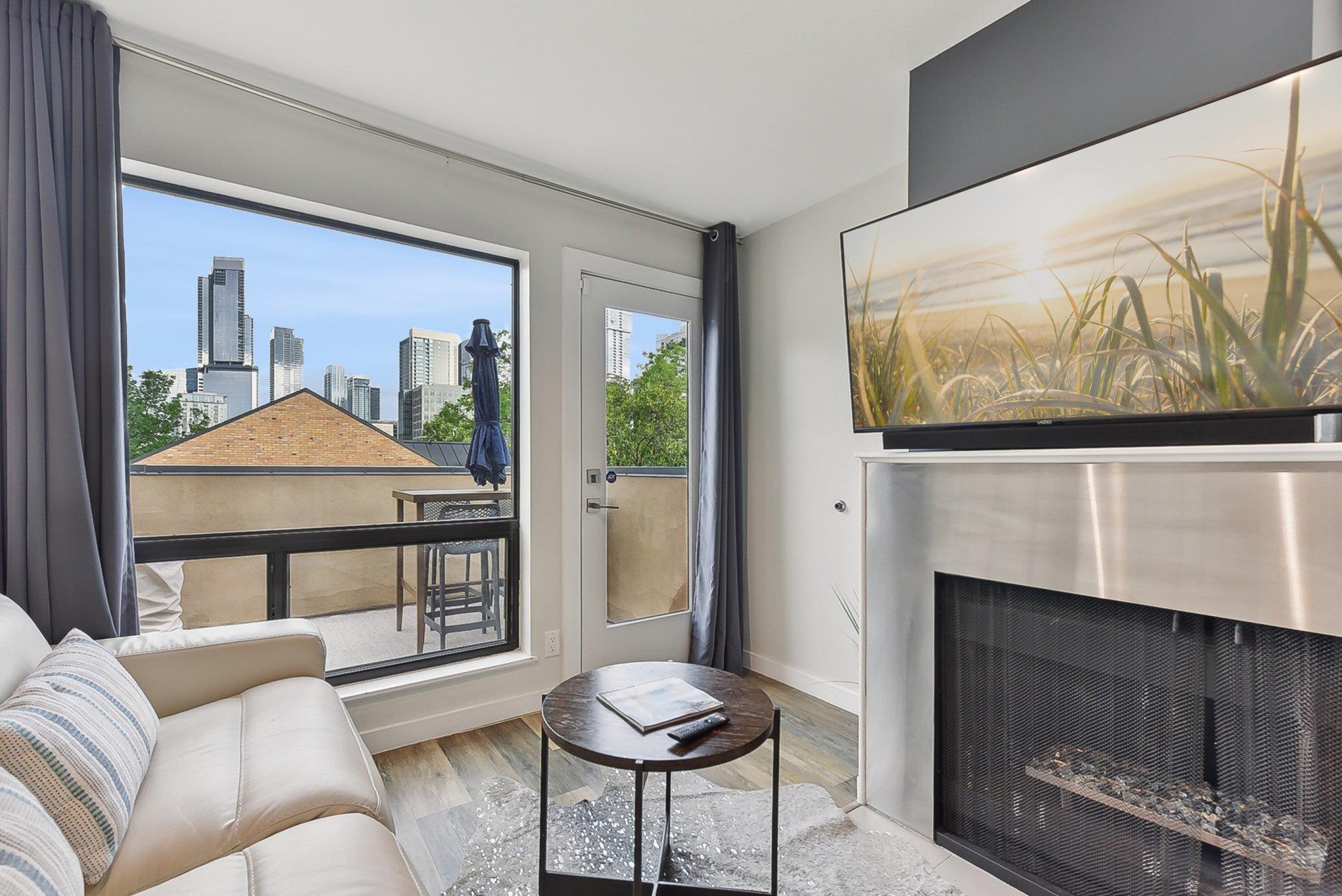 1106 W 6th ST 210