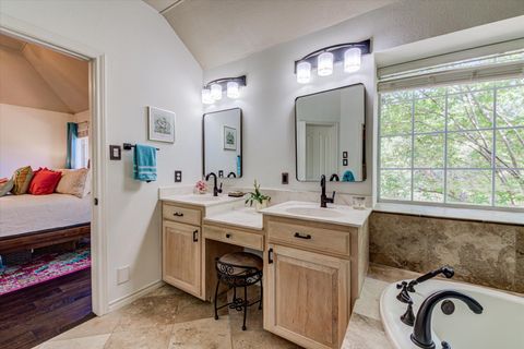 Tiny photo for 104 Fenway CT, Lakeway, TX 78734 (MLS # 8943718)