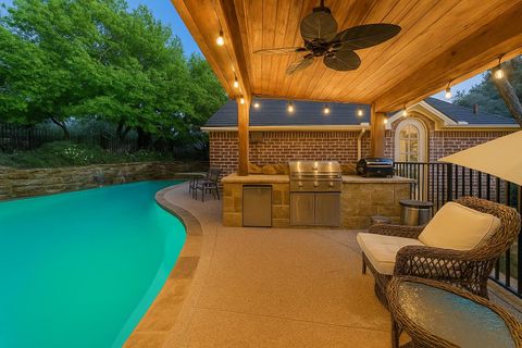 Photo of 104 Fenway CT, Lakeway, TX 78734 (MLS # 8943718)