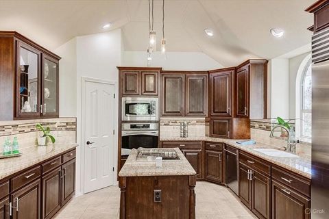 Tiny photo for 104 Fenway CT, Lakeway, TX 78734 (MLS # 8943718)