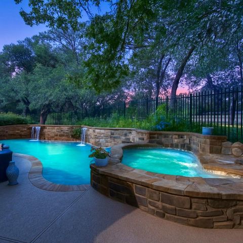 Photo of 104 Fenway CT, Lakeway, TX 78734 (MLS # 8943718)