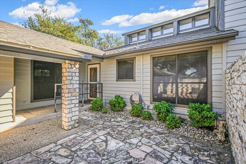 Tiny photo for 8923 Mount Bartlett DR, Austin, TX 78759 (MLS # 5645982)