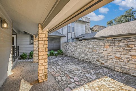 Tiny photo for 8923 Mount Bartlett DR, Austin, TX 78759 (MLS # 5645982)