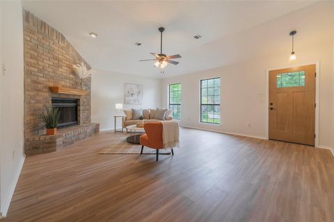 803 Birch Brook DR Leander TX 78641