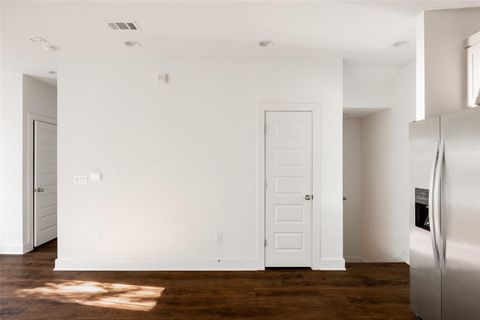 Tiny photo for 3007 E 12th ST #4, Austin, TX 78702 (MLS # 4066501)