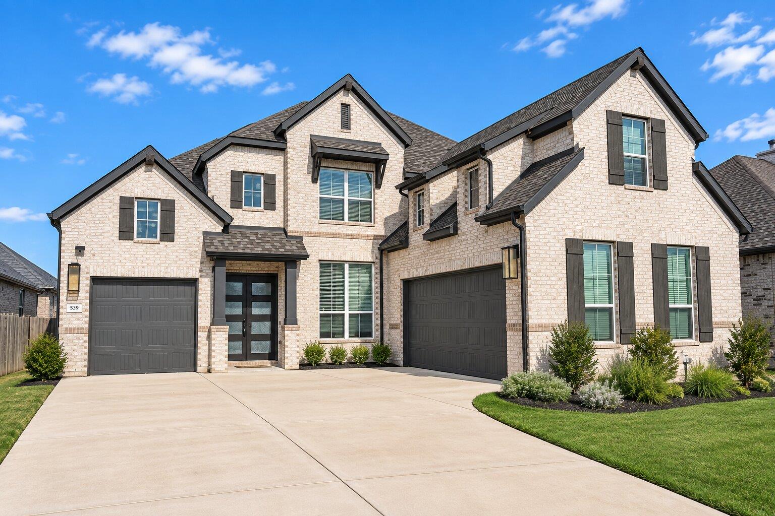 539 Great Lawn BND