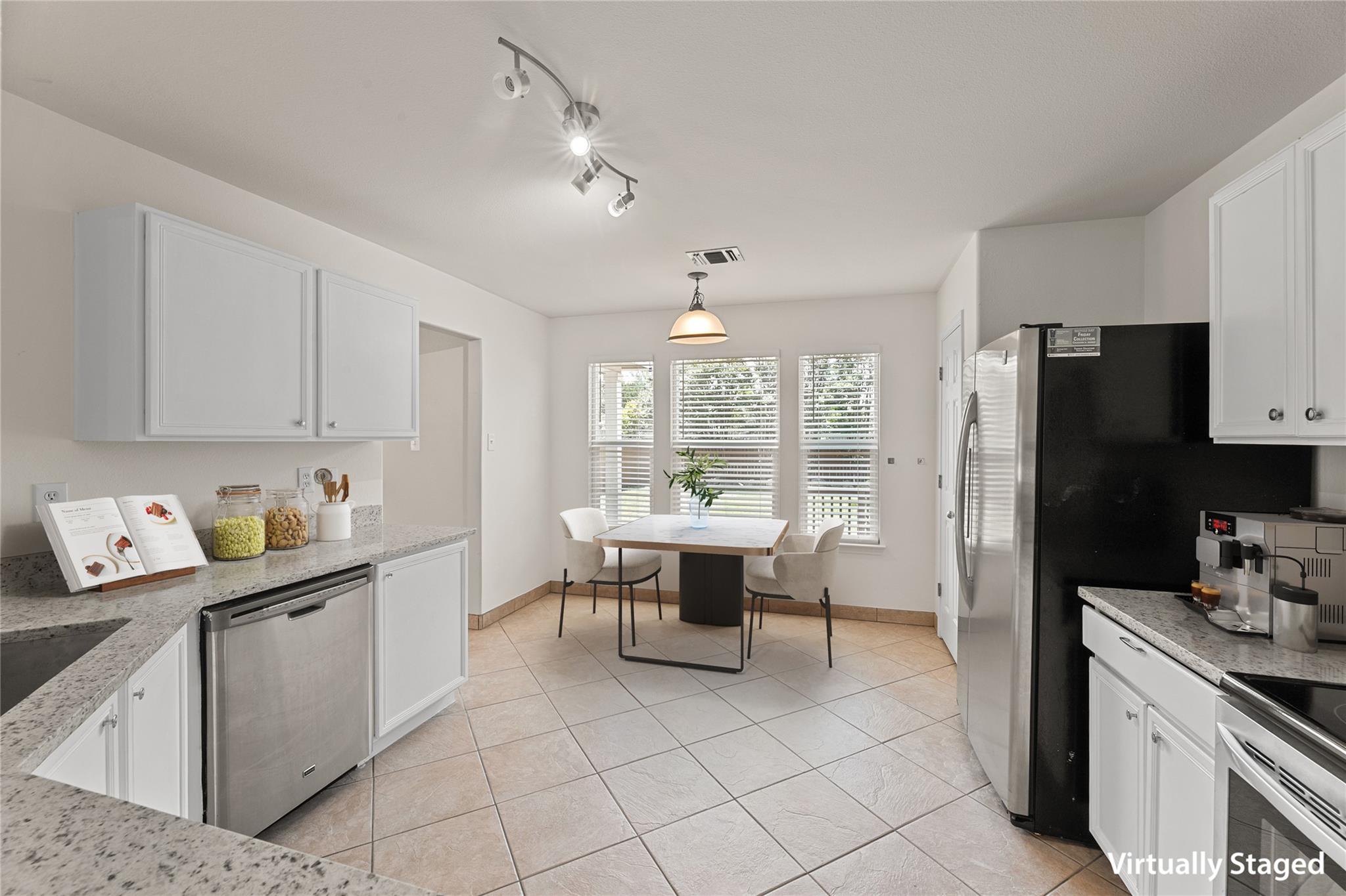 9038 Veranda CT