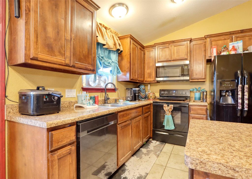 Photo of 2465 County Road 314, Rockdale, TX 76567 (MLS # 1294581)