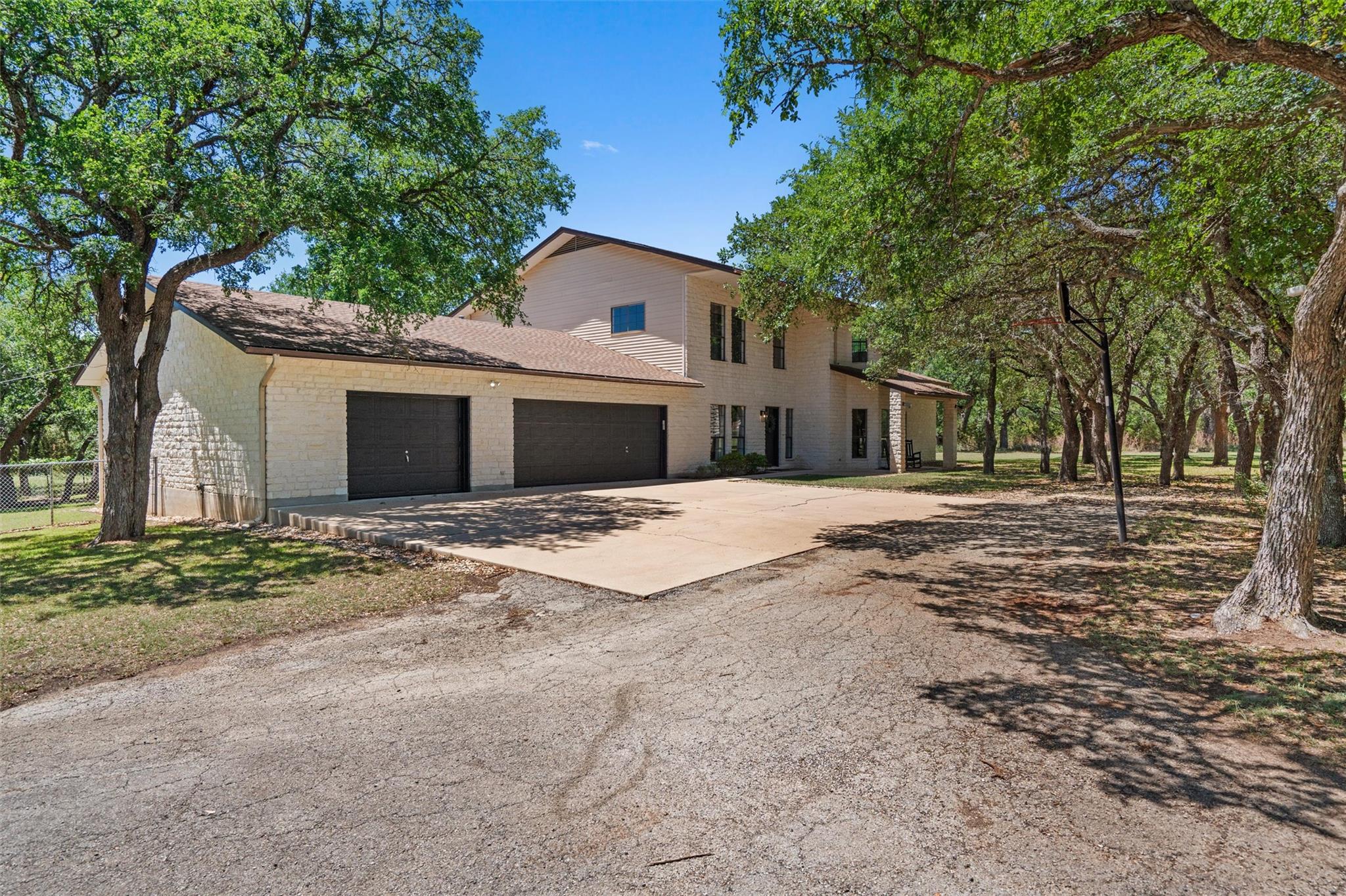 2833 Cedar Hollow RD