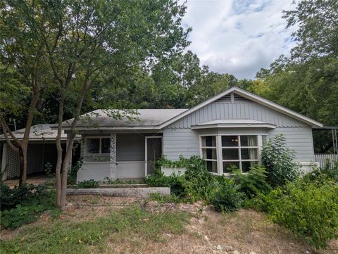 Photo of 1110 Somerset Ave, Austin, TX 78753 (MLS # 1688287)