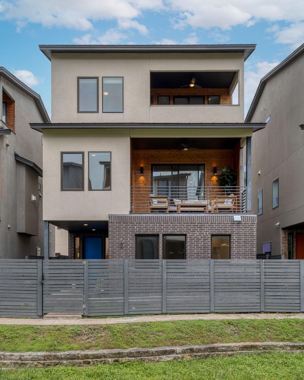 Photo of 5002 E Pecan Springs RD #7, Austin, TX 78723 (MLS # 9138577)