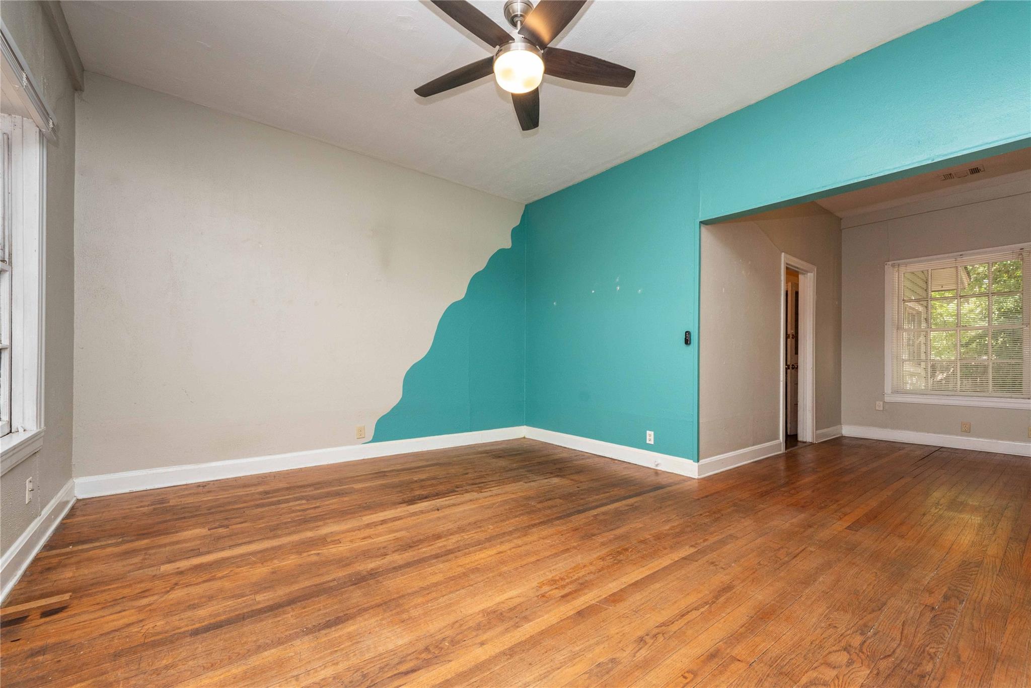 218 W 51st Street ST
