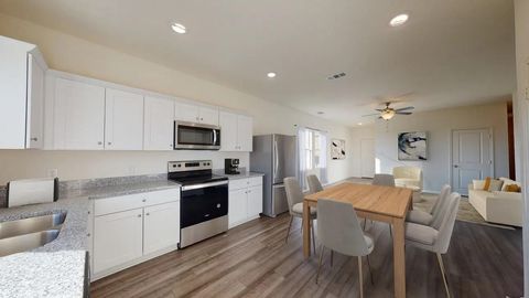 A home in Maxwell