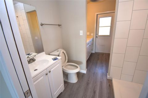 Tiny photo for 609 Nomad DR, Spicewood, TX 78669 (MLS # 3404276)