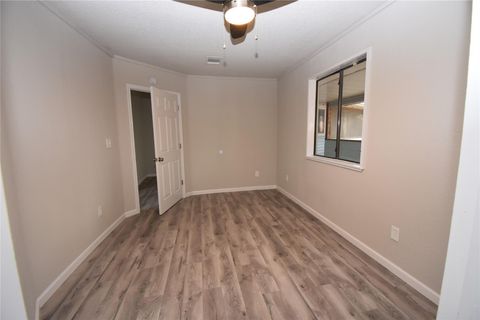 Tiny photo for 609 Nomad DR, Spicewood, TX 78669 (MLS # 3404276)