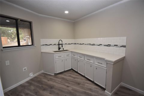 Tiny photo for 609 Nomad DR, Spicewood, TX 78669 (MLS # 3404276)