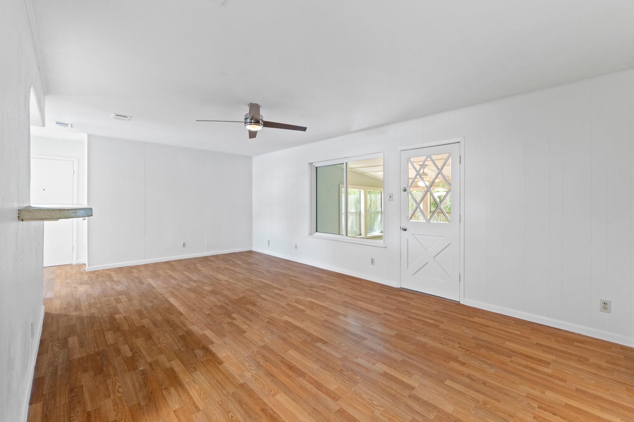 6005 Leisure Run RD