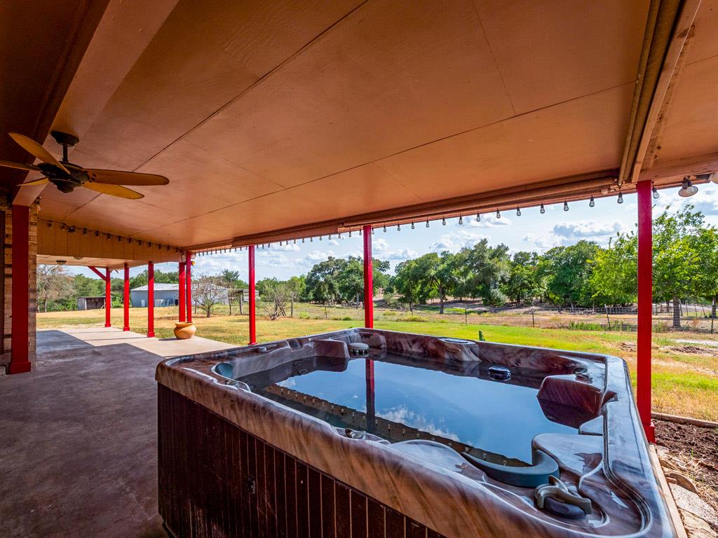 233 The Ranch RD