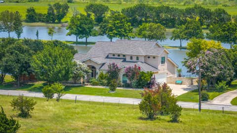 Photo of 12407 Aquaplex DR, Buda, TX 78610 (MLS # 1026397)