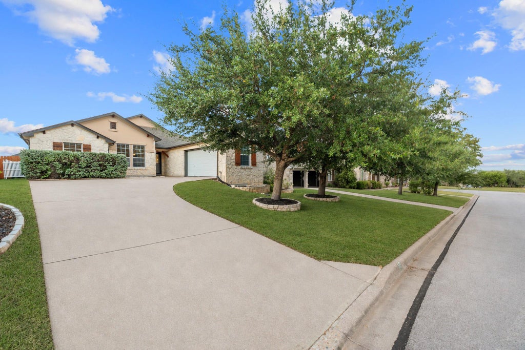Photo of 545 Manchester LN, Austin, TX 78737 (MLS # 5433481)