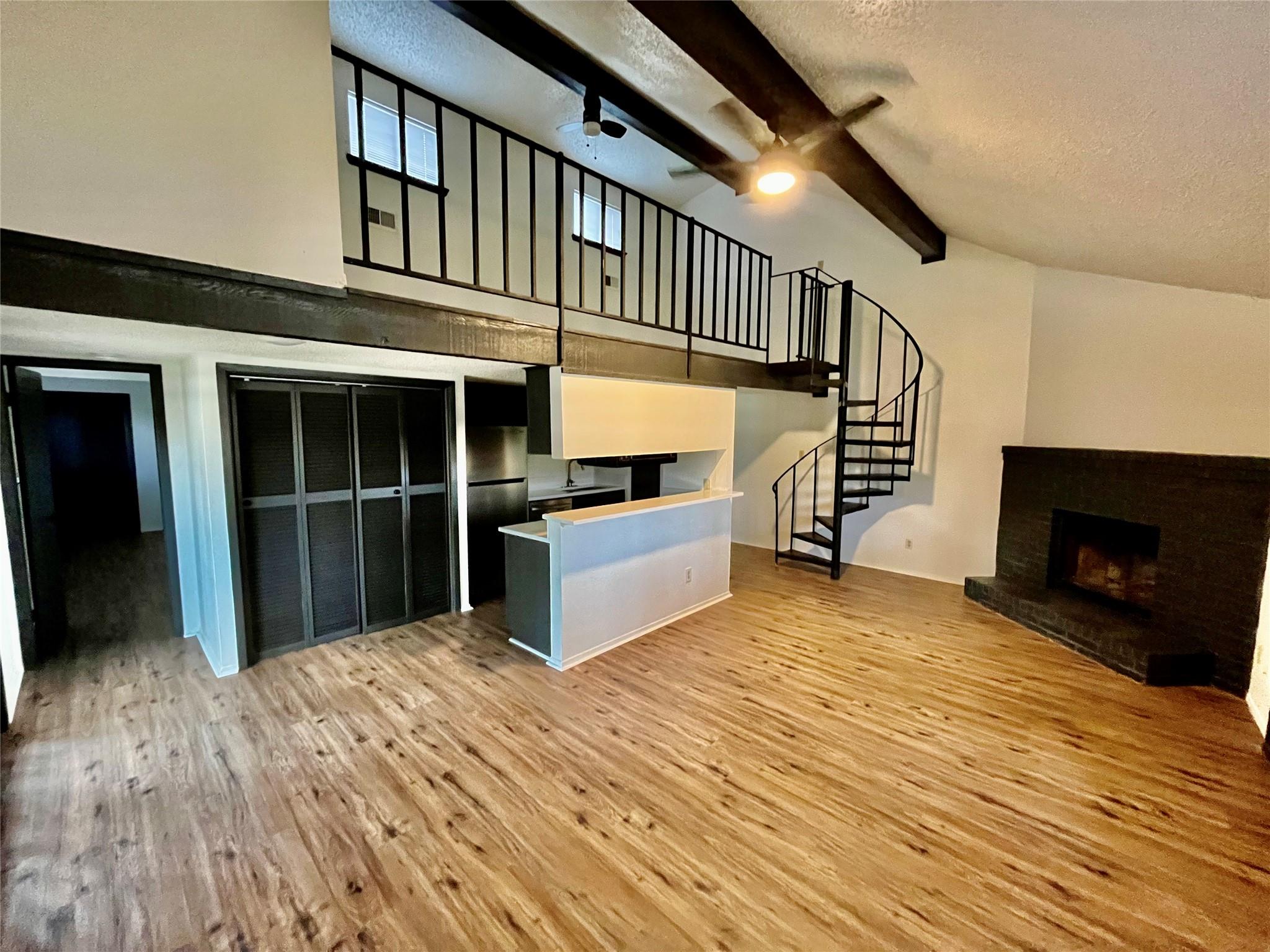 7100 Silver Dale DR A