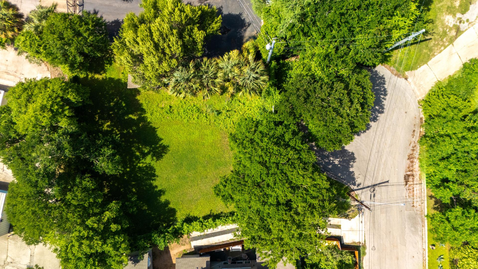 7312 E Ben White BLVD 18