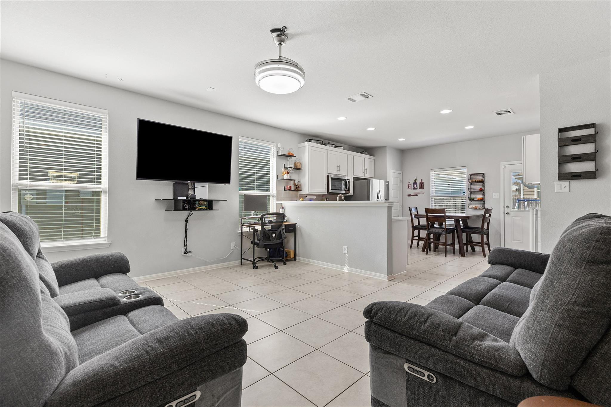 241 El Dorado RD