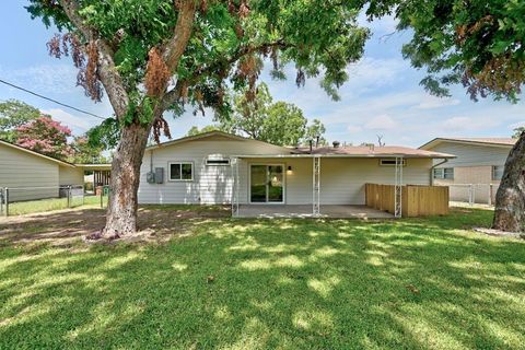 Tiny photo for 4803 Broadhill DR, Austin, TX 78723 (MLS # 9391551)