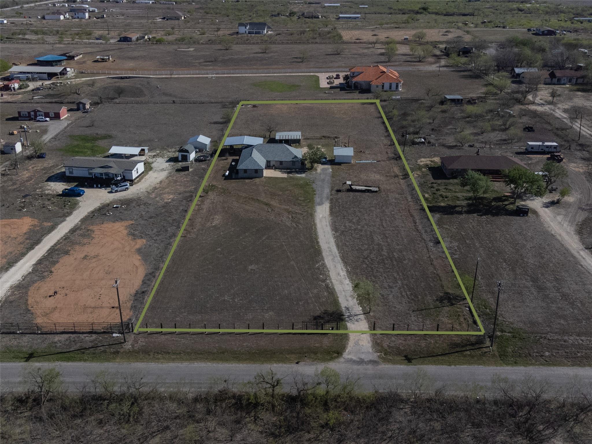 2412 Williamson RD