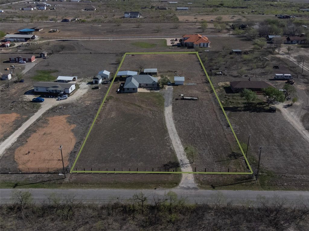 Photo of 2412 Williamson RD, Lockhart, TX 78644 (MLS # 3359067)