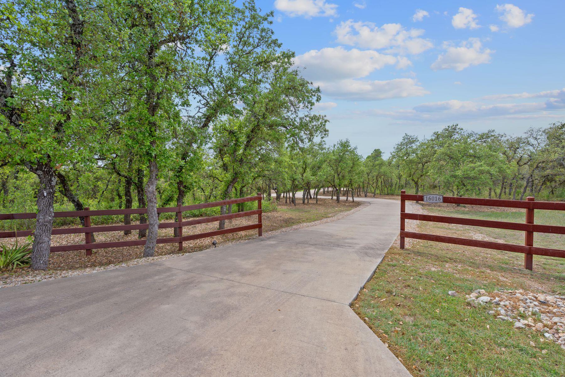 16016 Palomino Ranch DR