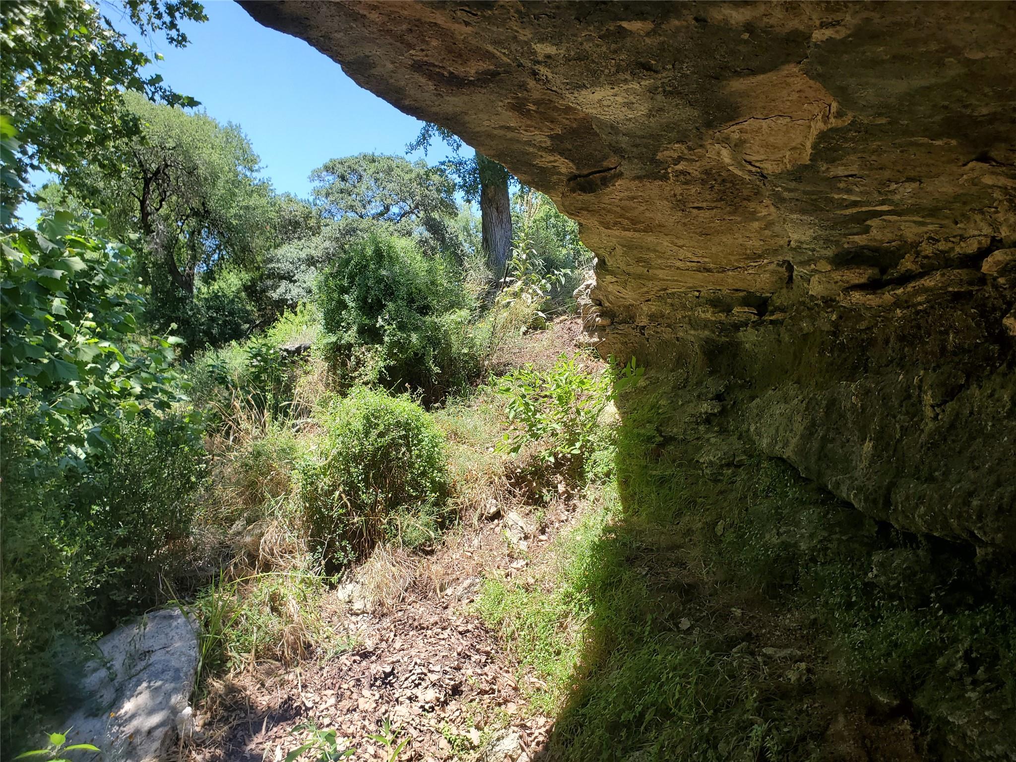 2922 Travis Lakeside DR